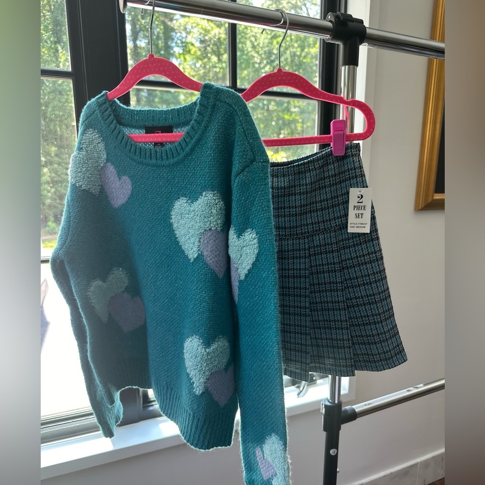 IZ Girl Two-Piece Girls’ sweater/skort set